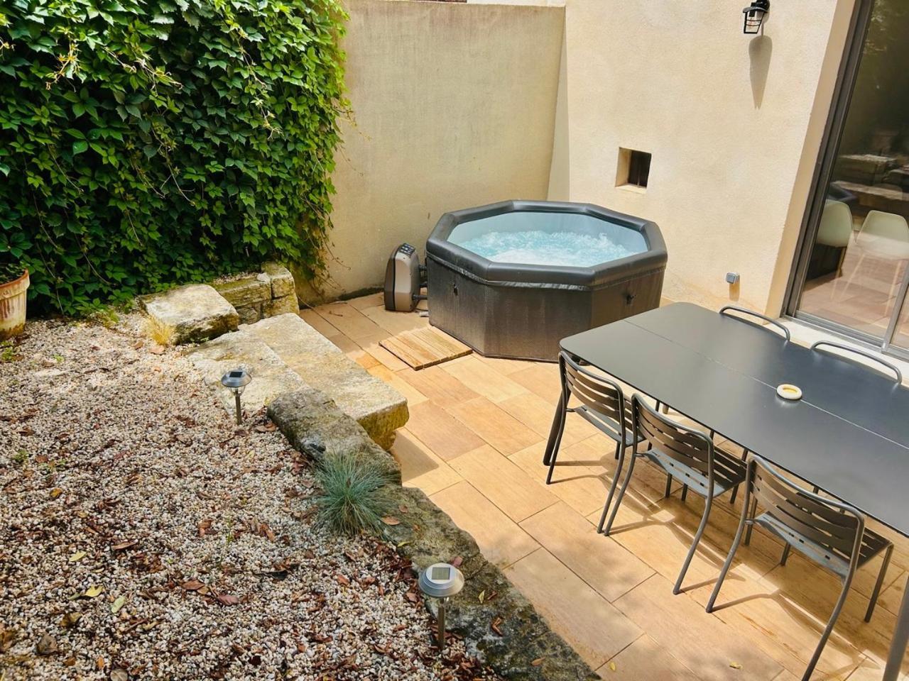 Maison De Village Barbentane Avec Spa Exterior photo